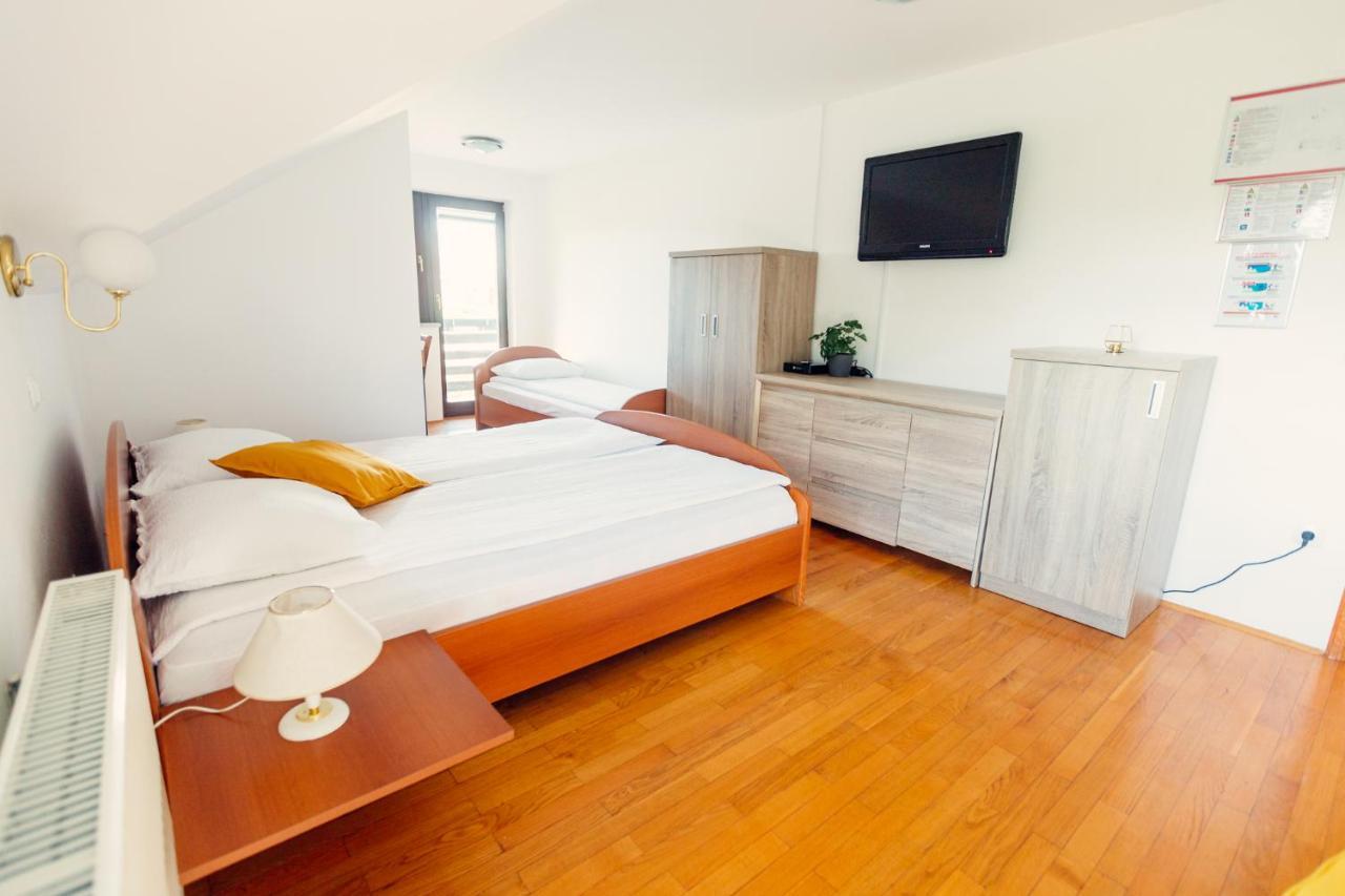 Frankovic Bed&Breakfast Vinica Exterior photo